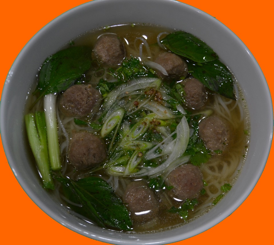 Picture of Noodles & meat balls